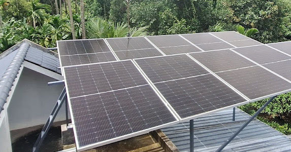 5kw Solar Ongrid plant installed by Rysun at Palissery near SCMS college, Karukutty