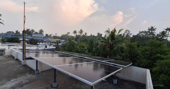 5kw Solar Ongrid Power plant installation by Rysun at Aloor, Chalakudy.